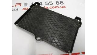 Plastic tray for battery AWD Tesla model S REST 1028668-00-E