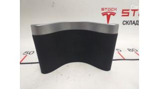 6 Cup holder panel Tesla model X S REST 1058082-00-C