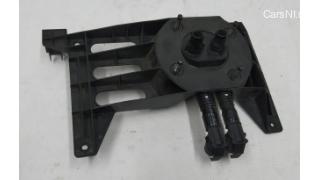 1 Car computer mounting bracket assembly with cooling pipes Tesla mode