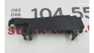 5 Pad plastic bracket for fastening the seat belt of the 2nd row of se