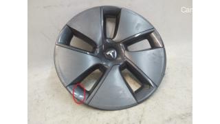 18 INCH AERO WHEEL CAP damaged Tesla model 3 1044231-99-B