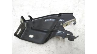 Bracket for mounting understeering panels right Audi E-tron 4KL857246