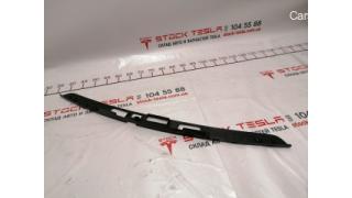 2 Number plate light bracket and chrome. Tesla model X trunk lid trims