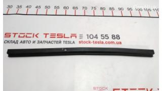 3 Glass seal inner door rear right Tesla model S, model S REST 1038408