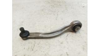 Front suspension arm right upper rear with worn silent block Audi Q7 4