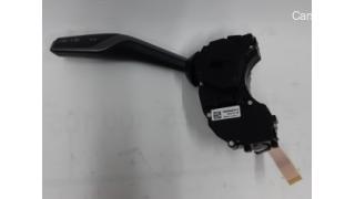 Switch for light and glass cleaning in the steering column Tesla model