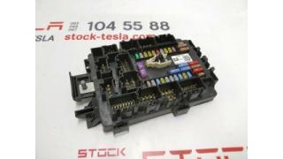 26 Fuse box Tesla model S, model S REST 1034409-00-A