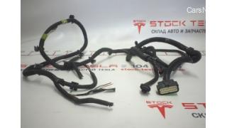 1 Front bumper wiring BASE (without parking sensors) two connectors Te