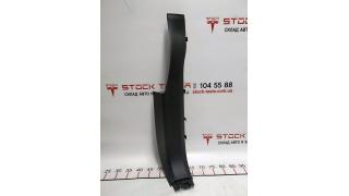 8 A-pillar trim lower right Tesla model X 1035965-00-E