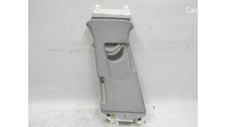 B-pillar trim left upper damaged Audi E-tron 4KE867243B