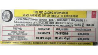 3 LBL,TIRE PRESSURE &amp; LOADING INFO LABEL Tesla model S 70 1013935-