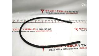 3 Door seal rear right Tesla model 3 1090508-00-D