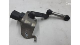 Ride level sensor  rear left assembly with bracket and lever BMW i3 37