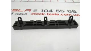 8 Door sill guide left/right rear Tesla model S, model S REST 1003691-