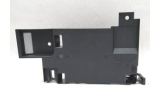 Bracket for fuse box assembly with interior lighting BMW i3 6113926564