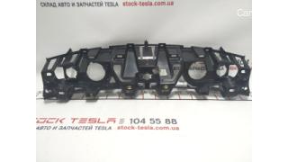 10 Bracket for fastening the speakers of the trunk lid assembly Tesla 