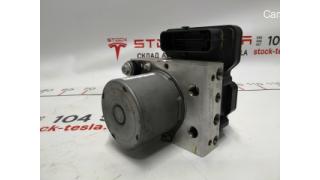 1 SERVICE BRAKE HCU PRE-FILLED Tesla model 3, model Y 1044746-00-A